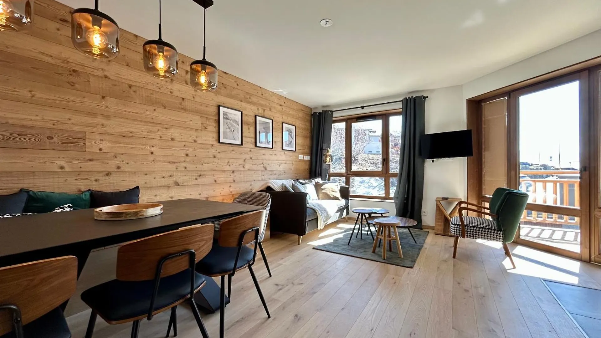 Homency- Residence L'Expression A12 Alpe d'Huez 0*,